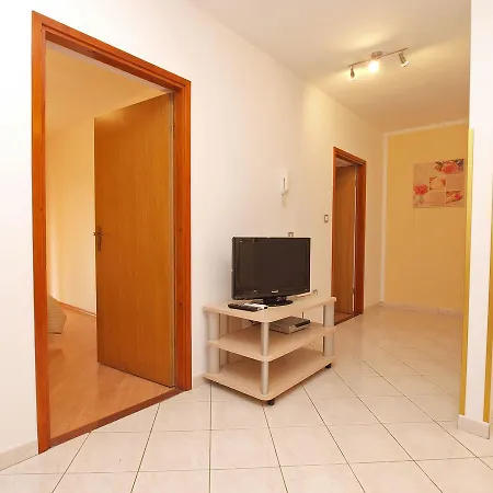 Cocaletto 1047 アパート