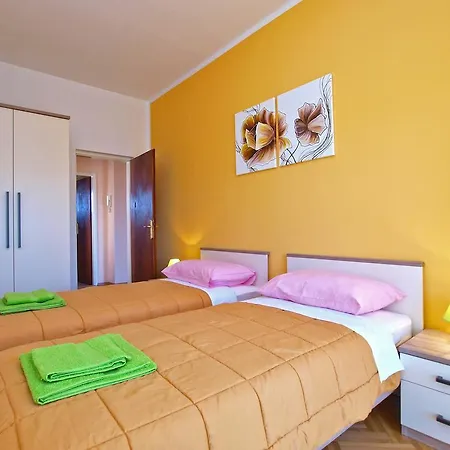 Cocaletto 1047 Apartment *