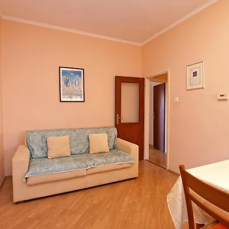 Cocaletto 1047 Apartment *